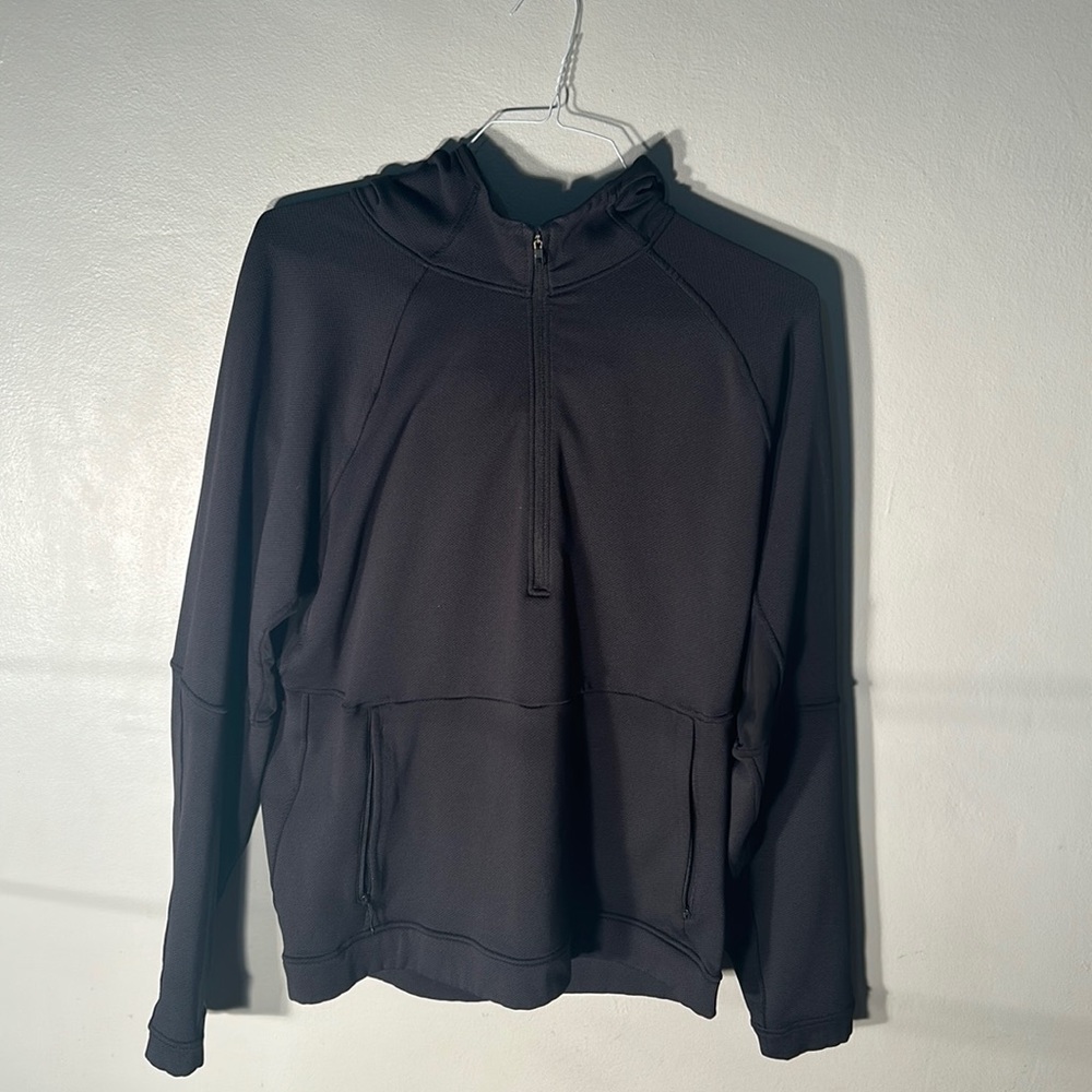 Black LuLuLemon quarter zip